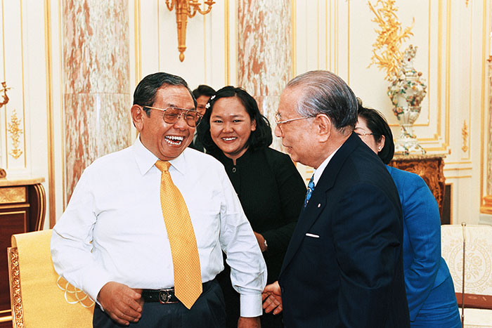 印尼前總統瓦希德與池田會長在東京會晤。